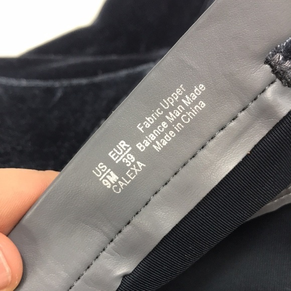 Sam Edelman Faux Velvet Zip Up Heeled Boots - Picture 9 of 10